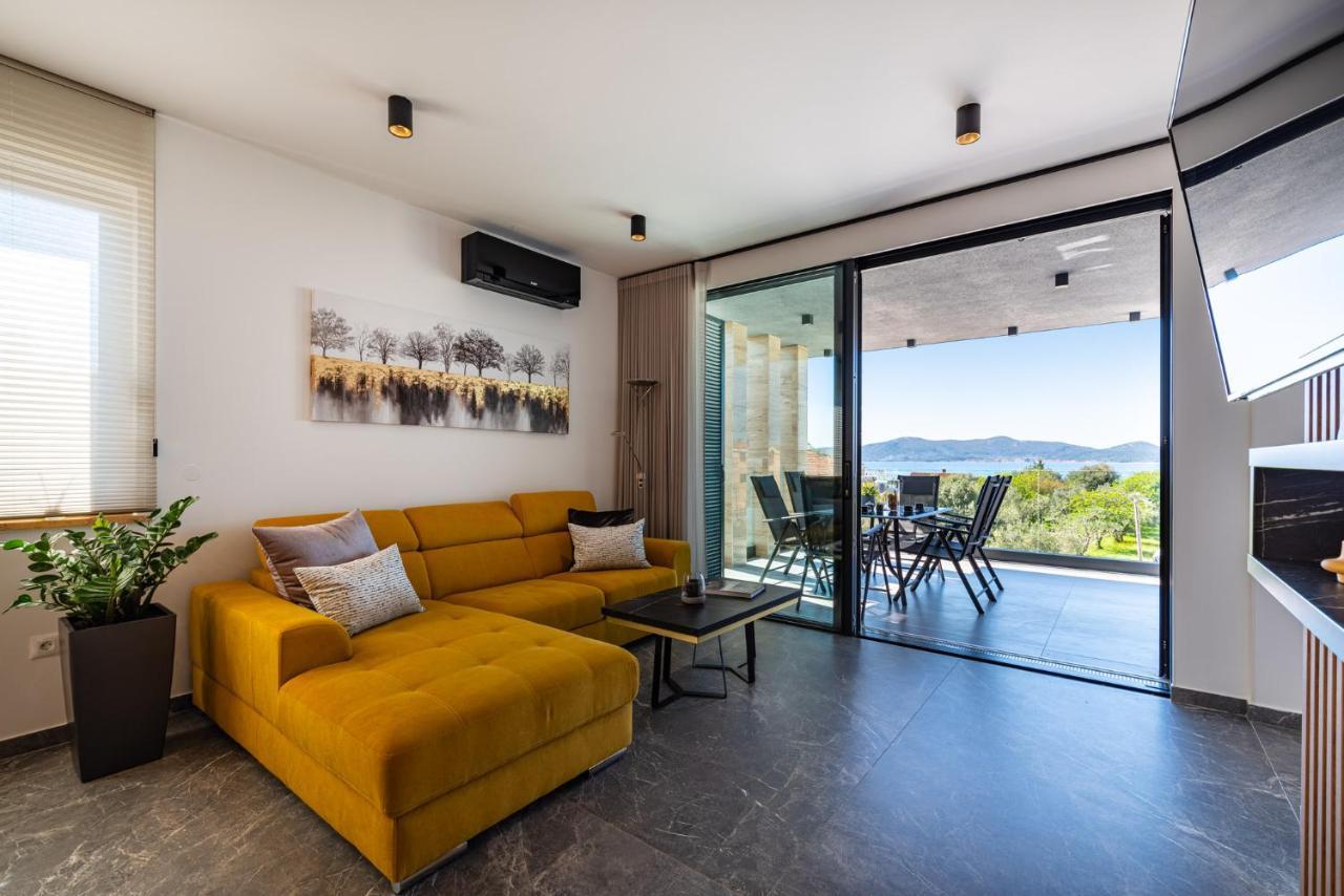 Apartamento Penthouse Liv Sukošan